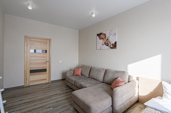 
  Сдам посуточно 1-комн. квартиру, 40 м², 2-я Обская ул, д. 154
. Фото 3.
