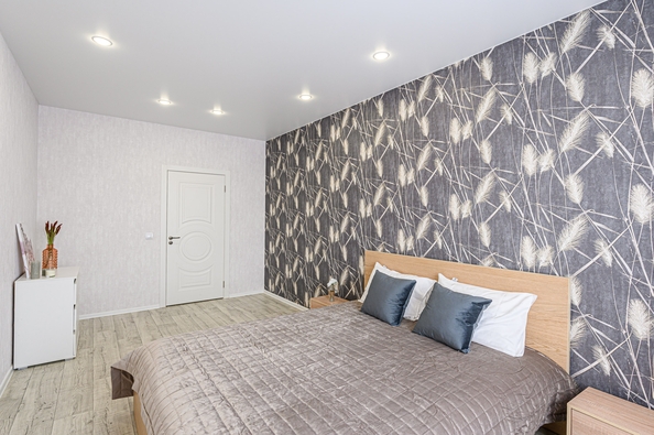 
  Сдам посуточно 2-комн. квартиру, 60 м², Большевистская ул, д. 32/1
. Фото 3.