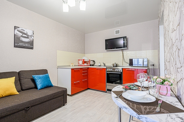 
  Сдам посуточно 2-комн. квартиру, 58 м², Большевистская ул, д. 118
. Фото 6.