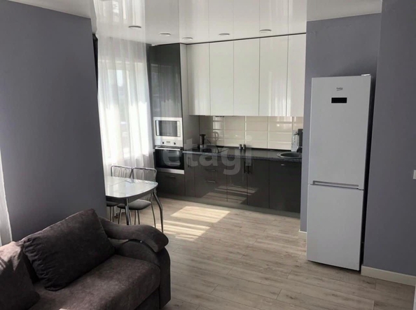 
  Сдается 1-комн. квартира, 38 м², Бориса Богаткова ул, д. 260/1
. Фото 3.