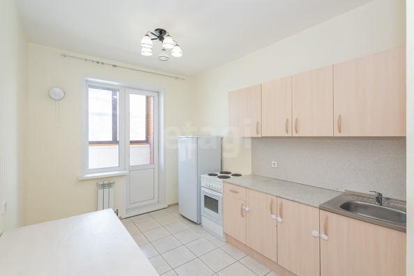 
  Продается 1-комн. квартира, 37.7 м², Гоголя ул, д. 26
. Фото 3.