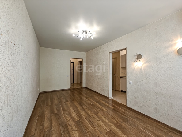 
  Продается 1-комн. квартира, 42 м², Виталия Потылицына ул, д. 11
. Фото 2.