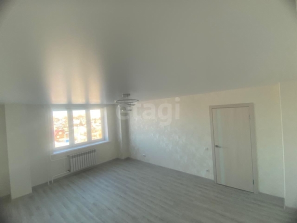 
  Продается 2-комн. квартира, 77 м², Спортивная ул, д. 13
. Фото 1.