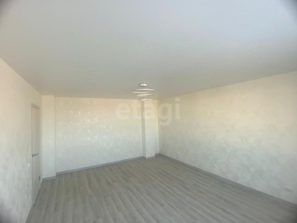 
  Продается 2-комн. квартира, 77 м², Спортивная ул, д. 13
. Фото 23.