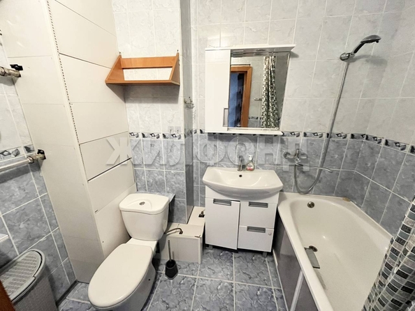 
  Продается 1-комн. квартира, 33.9 м², Громова ул, д. 17
. Фото 8.