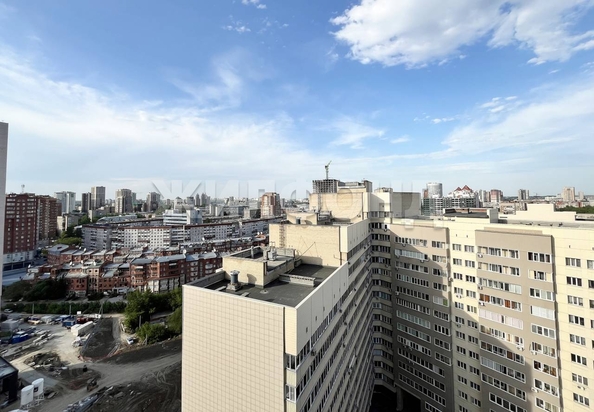 
  Продается 2-комн. квартира, 62.6 м², Галущака ул, д. 15
. Фото 10.