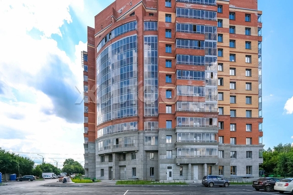 
  Продается 2-комн. квартира, 67.3 м², Есенина ул, д. 67
. Фото 13.
