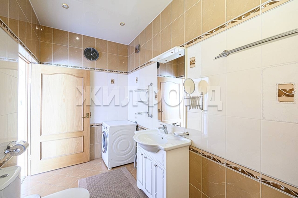 
  Продается дом, 279.9 м², Новосибирск
. Фото 13.