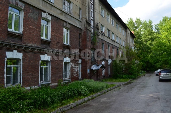 
  Продается комната, 10.5 м², Тополевая ул, д. 19
. Фото 21.