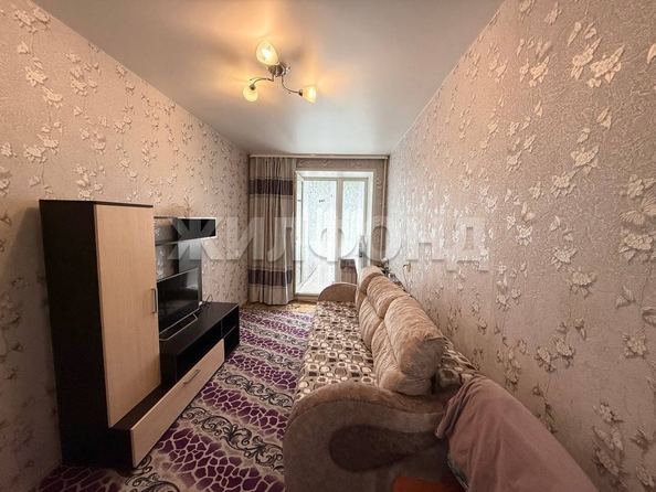 
  Продается 3-комн. квартира, 63.5 м², Выборная ул, д. 108
. Фото 3.
