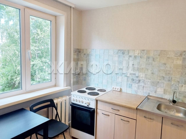
  Продается 1-комн. квартира, 28.8 м², Солидарности ул, д. 81
. Фото 2.