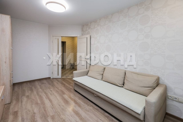 
  Продается 1-комн. квартира, 33.9 м², Серафимовича ул, д. 26
. Фото 5.