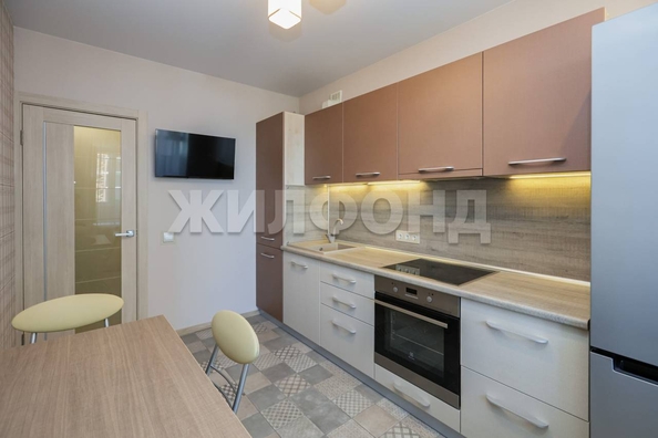 
  Продается 1-комн. квартира, 33.9 м², Серафимовича ул, д. 26
. Фото 6.