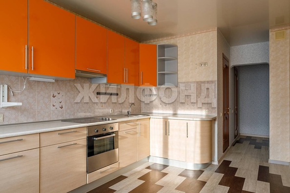 
  Продается 2-комн. квартира, 76.2 м², Татьяны Снежиной ул, д. 48
. Фото 3.
