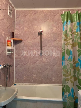 
  Продается 4-комн. квартира, 71.9 м², Молодости ул, д. 46
. Фото 7.