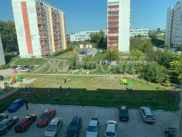 
  Продается 4-комн. квартира, 71.9 м², Молодости ул, д. 46
. Фото 11.