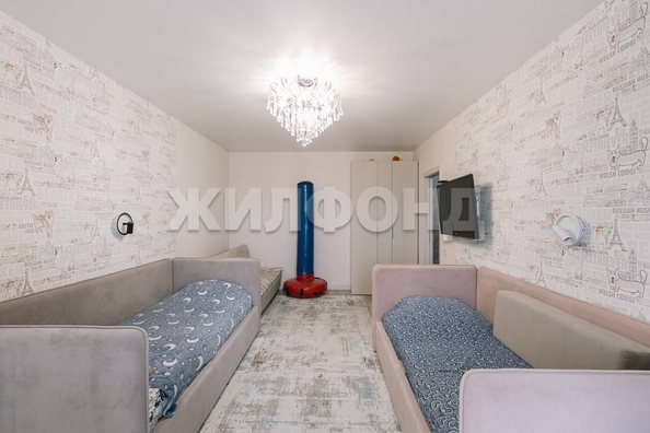 
  Продается 2-комн. квартира, 59 м², Петухова ул, д. 156
. Фото 8.