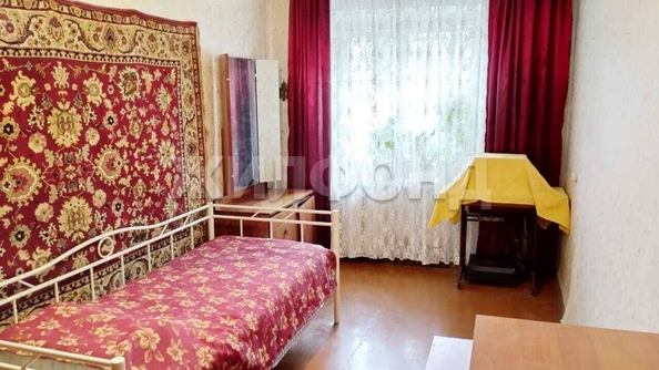 
  Продается 2-комн. квартира, 44.8 м², Романова ул, д. 23
. Фото 2.