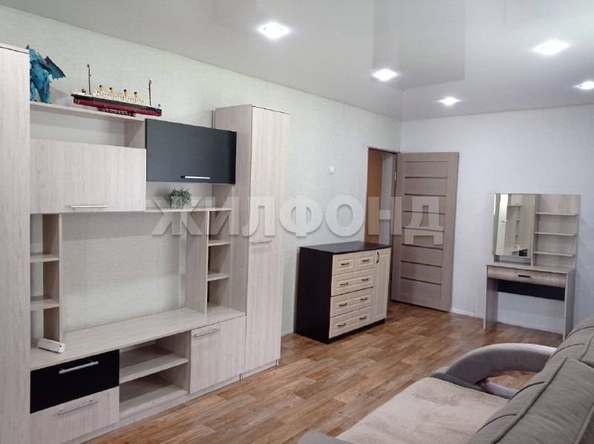 
  Продается 3-комн. квартира, 64.1 м², Школьная ул, д. 7
. Фото 6.