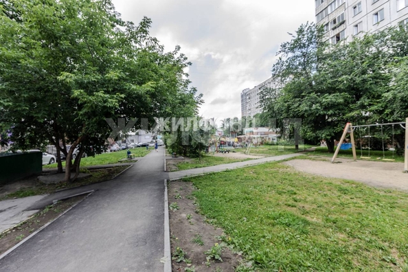 
  Продается 4-комн. квартира, 73.7 м², Челюскинцев ул, д. 15
. Фото 4.