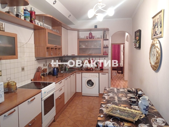 
  Сдается комната, 80 м², Дзержинского пр-кт, д. 69
. Фото 1.