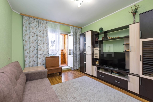 
  Продается 1-комн. квартира, 37.6 м², Связистов ул, д. 15
. Фото 8.