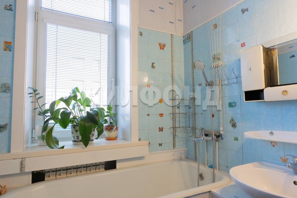 
  Продается 2-комн. квартира, 56.2 м², Серебренниковская ул, д. 4
. Фото 10.