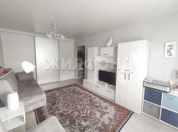 
  Продается 2-комн. квартира, 42.8 м², Революции ул, д. 6
. Фото 4.