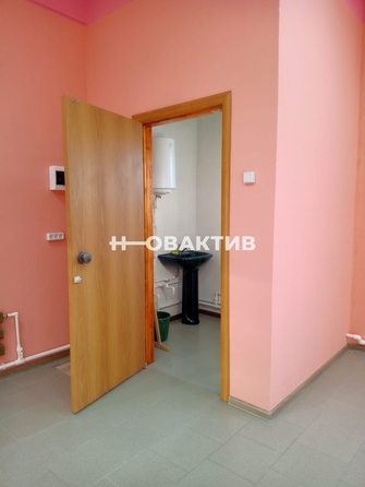
  Продается универсальное помещение, 89 м², Каклемина ул, д. 21
. Фото 7.