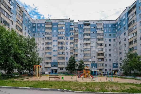 
  Продается 4-комн. квартира, 77.2 м², В. Высоцкого ул, д. 41
. Фото 14.