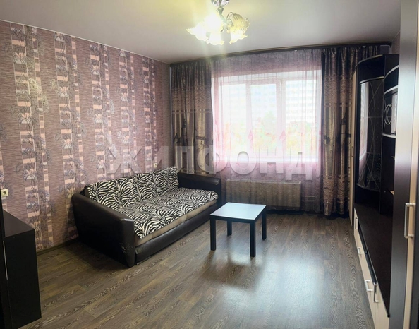 
  Продается 1-комн. квартира, 35.6 м², Виктора Уса ул, д. 1
. Фото 3.