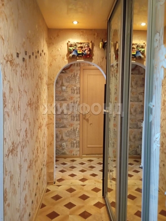 
  Продается 3-комн. квартира, 63.5 м², Военный городок ул, д. 138
. Фото 8.