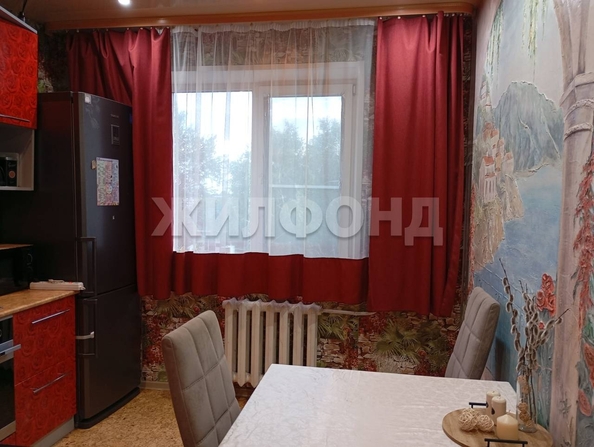 
  Продается 3-комн. квартира, 63.5 м², Военный городок ул, д. 138
. Фото 13.