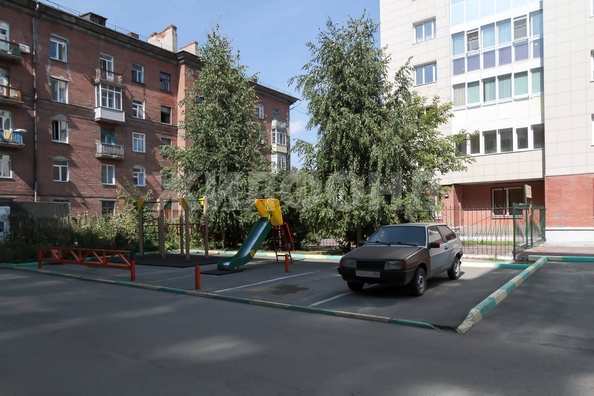 
  Продается комната, 14.7 м², Титова ул, д. 10
. Фото 9.