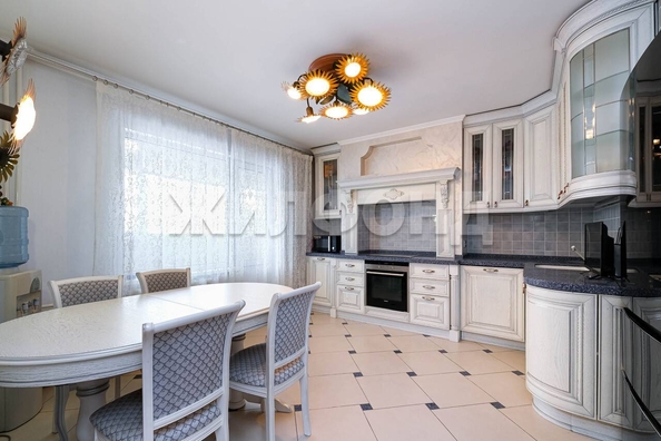 
  Продается 4-комн. квартира, 154 м², Горский мкр, д. 42
. Фото 1.