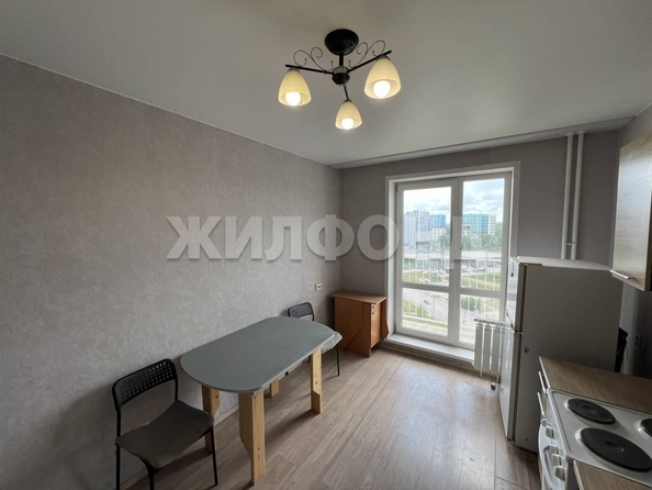 
  Продается 1-комн. квартира, 40.3 м², Николая Сотникова ул, д. 9/1
. Фото 2.
