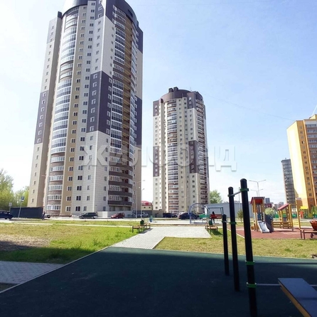 
  Продается 2-комн. квартира, 60.32 м², Закаменский мкр, д. 13
. Фото 2.