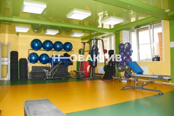 
  Продается универсальное помещение, 283 м², Добролюбова ул, д. 152/1
. Фото 18.