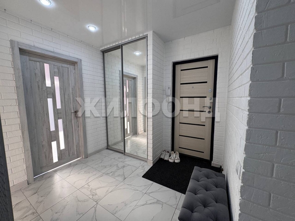 
  Продается 3-комн. квартира, 60.9 м², Есенина ул, д. 15
. Фото 15.