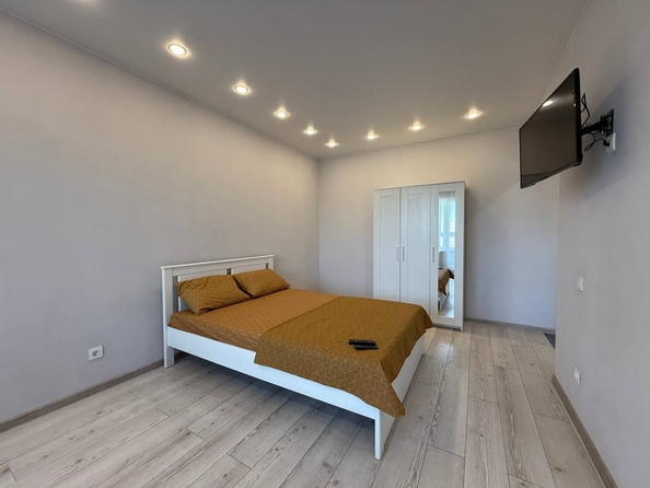 
  Сдается посуточно 1-комн. квартира, 40 м², Николая Островского ул, д. 195
. Фото 6.
