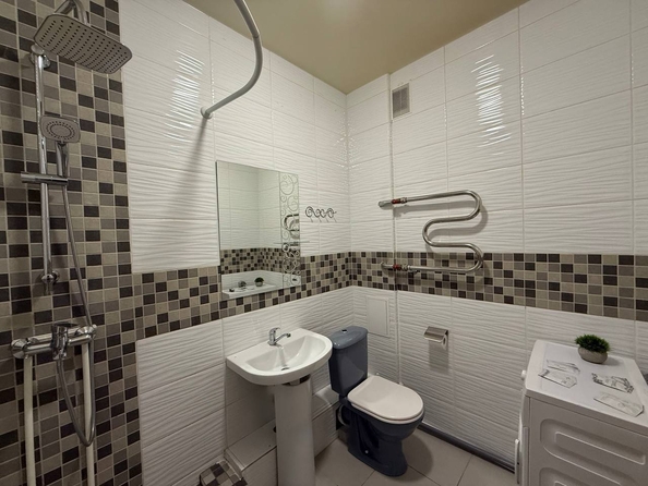 
  Сдается посуточно 1-комн. квартира, 40 м², Ясный Берег ул, д. 9
. Фото 22.