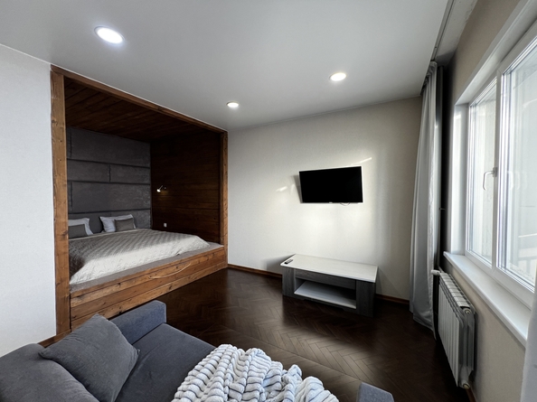 
  Сдается посуточно 1-комн. квартира, 50 м², Ясный Берег ул, д. 4
. Фото 2.