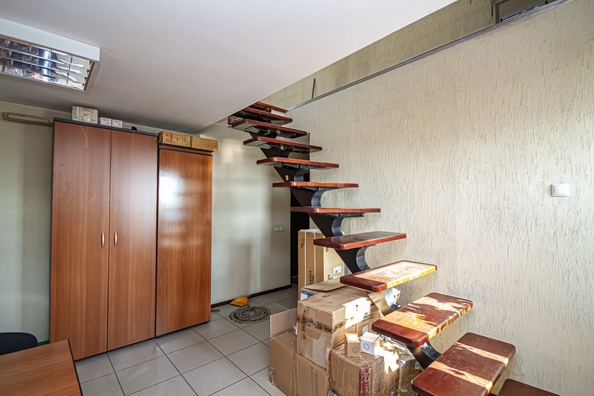
  Продам 3-комн. квартиру, 150.1 м², Кошурникова ул, д. 53/1
. Фото 10.