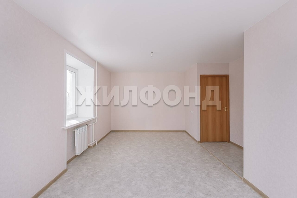 
  Продается 1-комн. квартира, 30.6 м², Гурьевская ул, д. 76
. Фото 3.