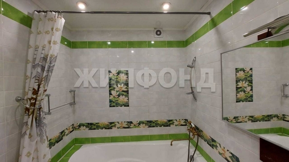 
  Продается 2-комн. квартира, 65.9 м², Волховская ул, д. 33/1
. Фото 10.