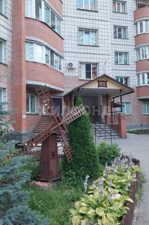 
  Продается 2-комн. квартира, 65.9 м², Волховская ул, д. 33/1
. Фото 16.