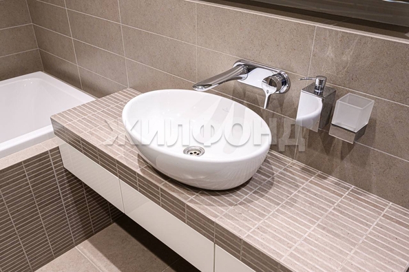 
  Продается 4-комн. квартира, 121.7 м², Военная ул, д. 9/1
. Фото 20.