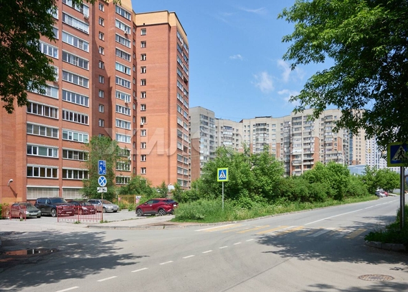 
  Продается 2-комн. квартира, 75.7 м², Федосеева ул, д. 2
. Фото 25.