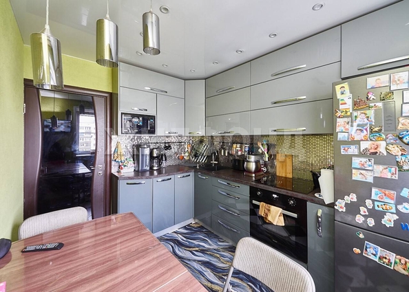 
  Продается 4-комн. квартира, 72.6 м², Новая Заря ул, д. 11
. Фото 4.