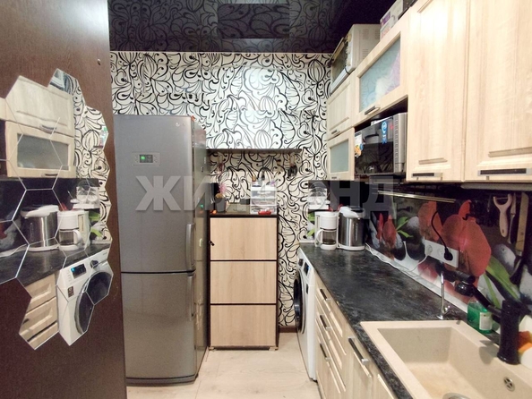 
  Продается комната, 14.6 м², Ватутина ул, д. 33
. Фото 6.